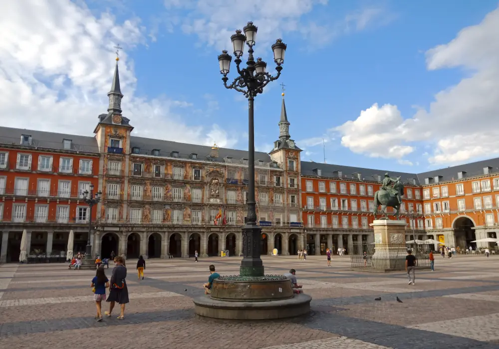 How many days enough to visit Madrid